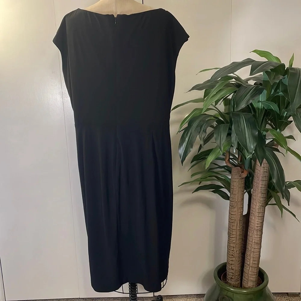 Jones New York cap sleeve black gathered midi dress - Picture 4 of 6